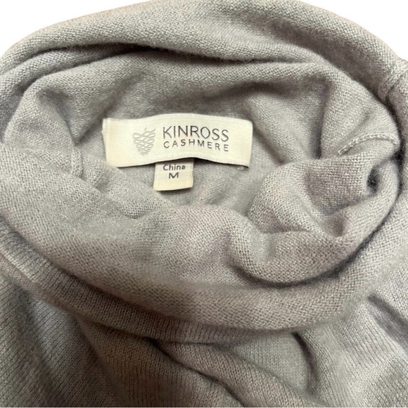 Kinross 100% Cashmere Gray Long Sleeve Slouch Turtle Neck Sweater Size M - Picture 8 of 9